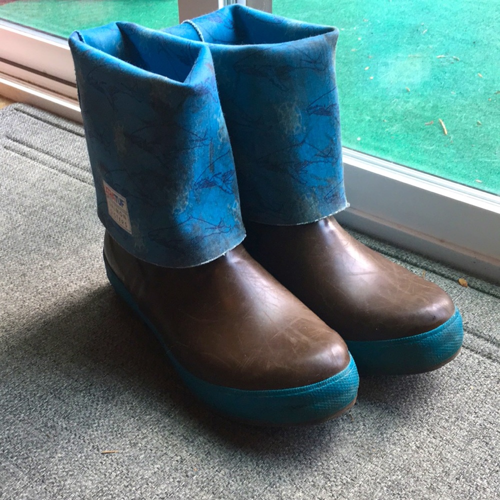 Xtratuff Salmon Sisters boots
